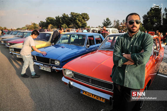دورهمی خودروهای کلاسیک در تهران (+عکس)