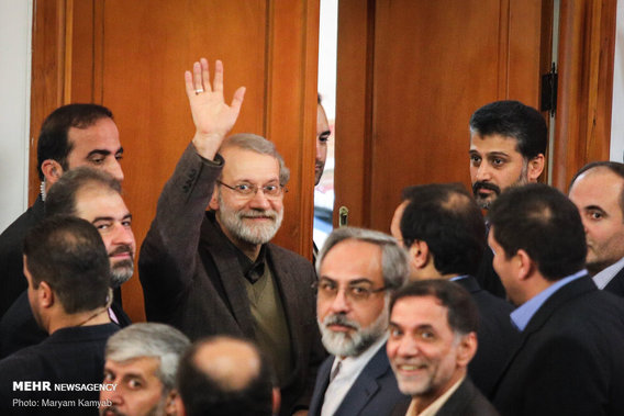 نشست خبری رئیس مجلس شورای اسلامی (+عکس)
