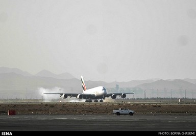بزرگترین هواپیمای مسافری دنیا در فرودگاه امام (عکس)