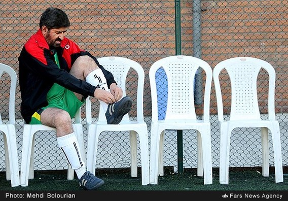 علی مطهری با شورت ورزشی (عکس)