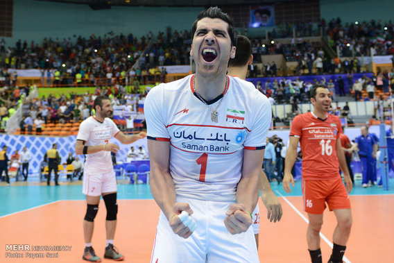 تصاویر پیروزی والیبال ایران مقابل روسیه