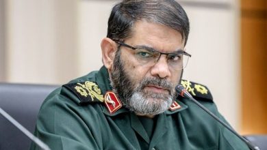 معاون سپاه پاسداران: انقلابی بودن به توهین و فریاد نیست/ روایت دیدار شهید سلیمانی با فرزندان شهدا که در سال ۸۸ بریده بودند